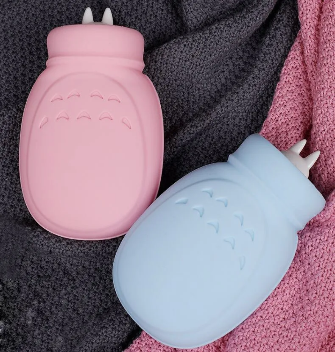 Hot Water Bottles Top Premium Hot Water Bottle Great for Pain Relief Hot and Cold Carry a Water-Cooled Handbag with You Durable Hot Water Bag Hot Water Bag/Gold/s