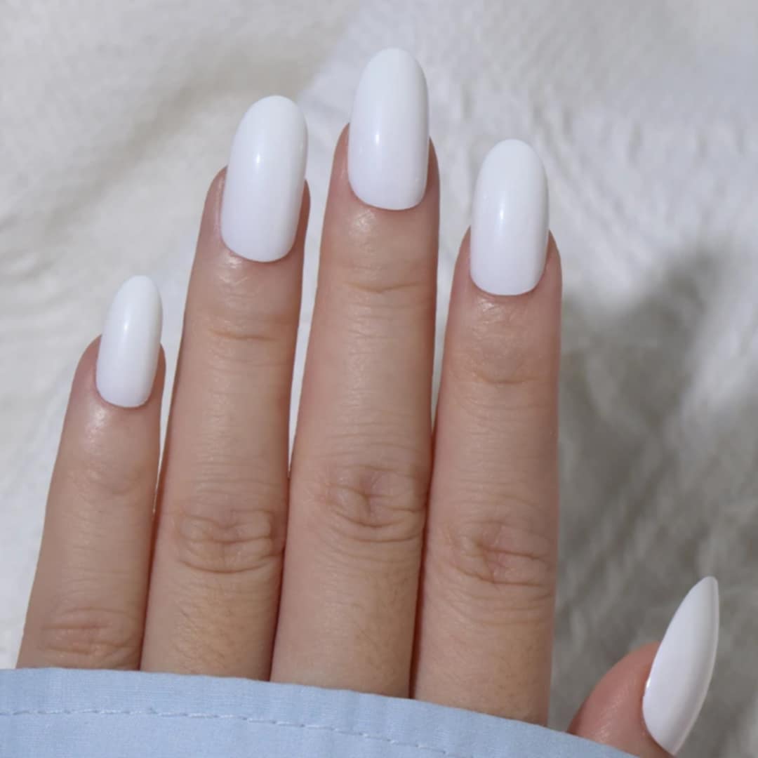 12 Colors Matte & Glossy Press-On Nails Set – Long Oval Design, Reusable, Easy to Apply